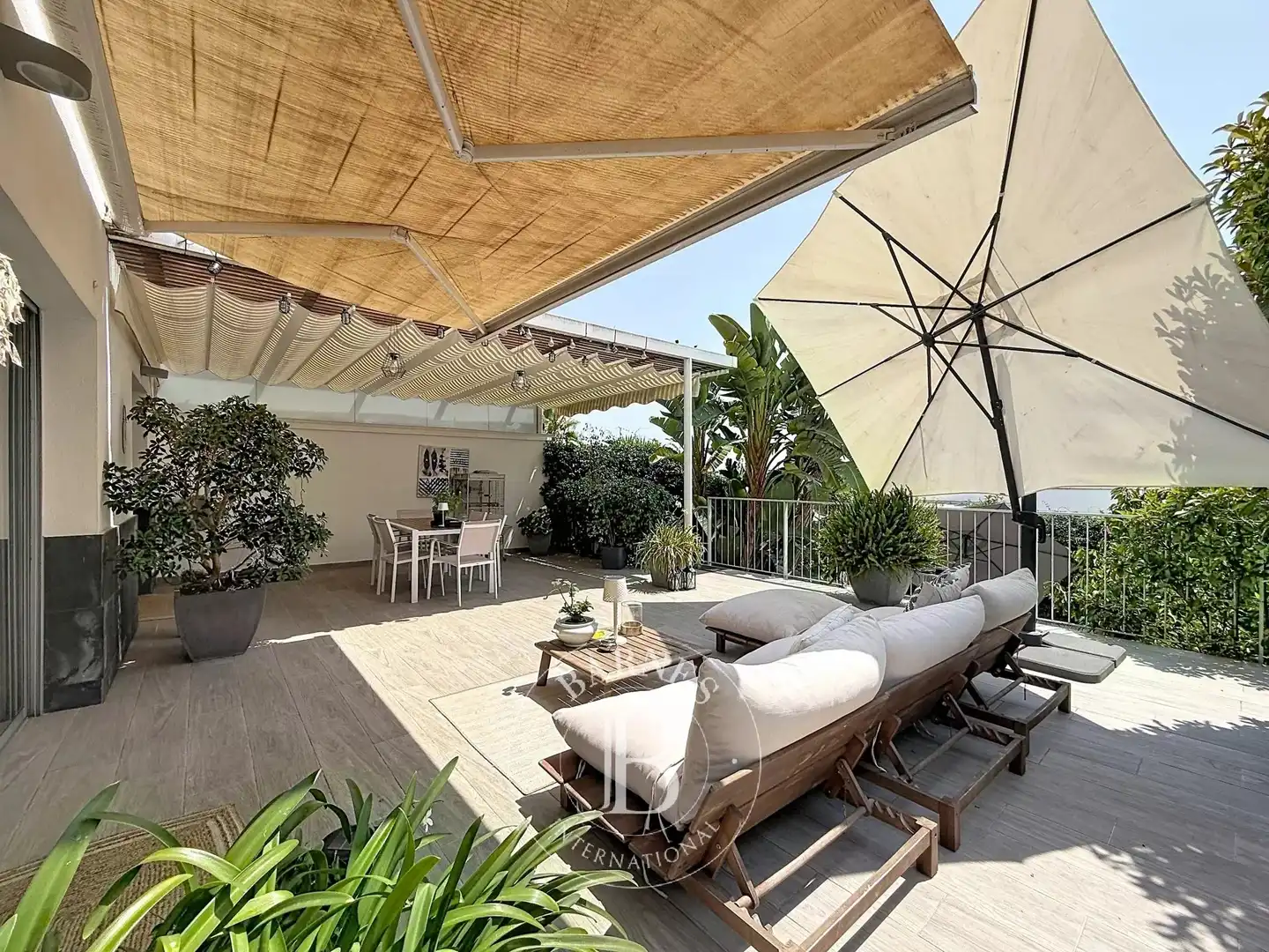 Terraza de Casa adosada en venta en Mataró con Aire acondicionado, Calefacción y Jardín privado
