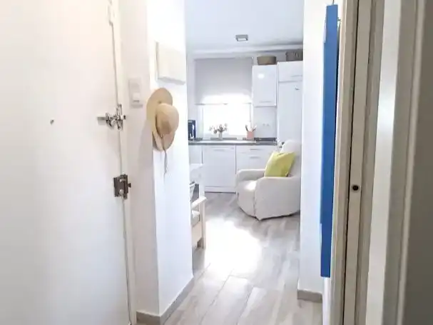 Piso de alquiler en Rota con Aire acondicionado, Amueblado y Balcón