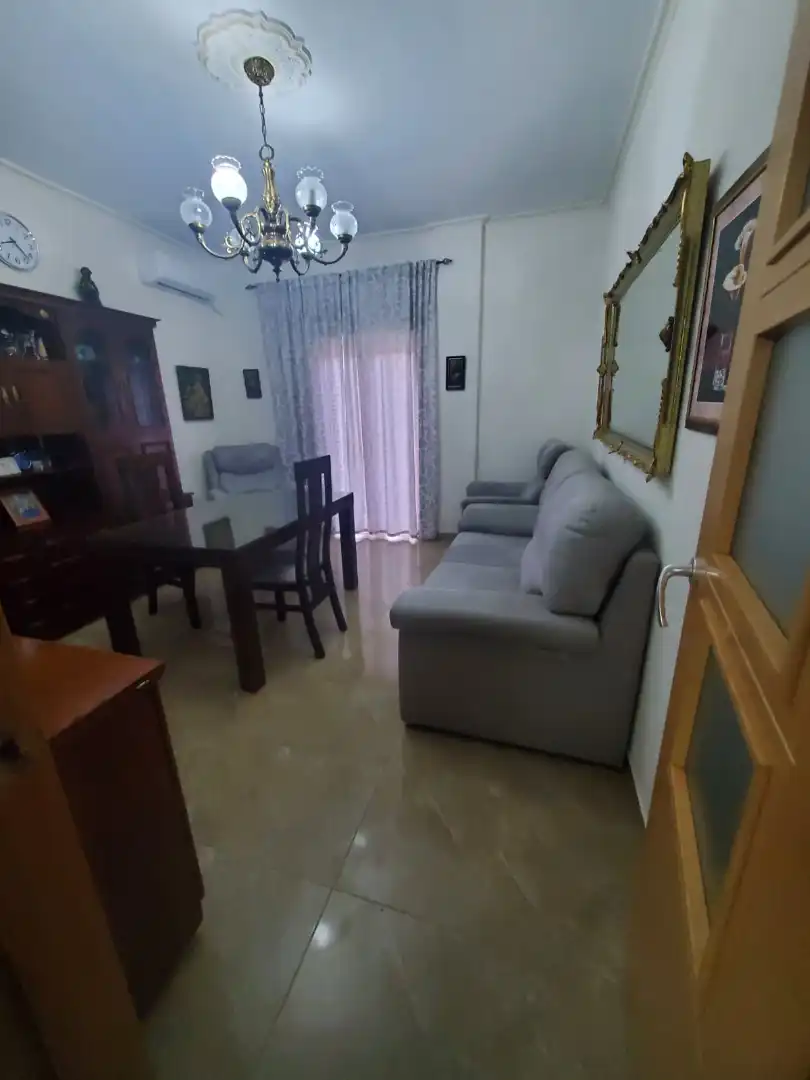 Sala de estar de Piso en venta en Alcaudete con Amueblado y Balcón