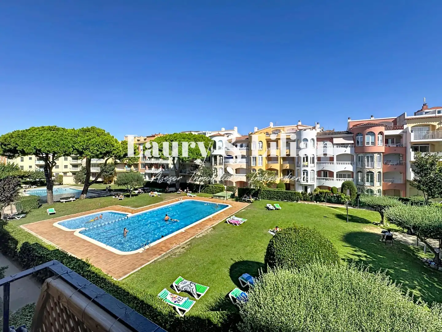 Vista exterior de Apartamento en venta en Empuriabrava con Aire acondicionado, Calefacción y Terraza