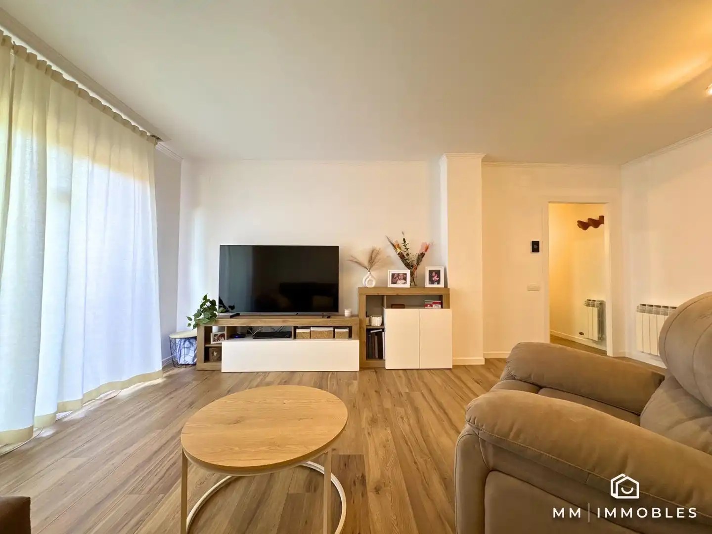 Sala de estar de Piso en venta en Canovelles con Aire acondicionado, Calefacción y Balcón
