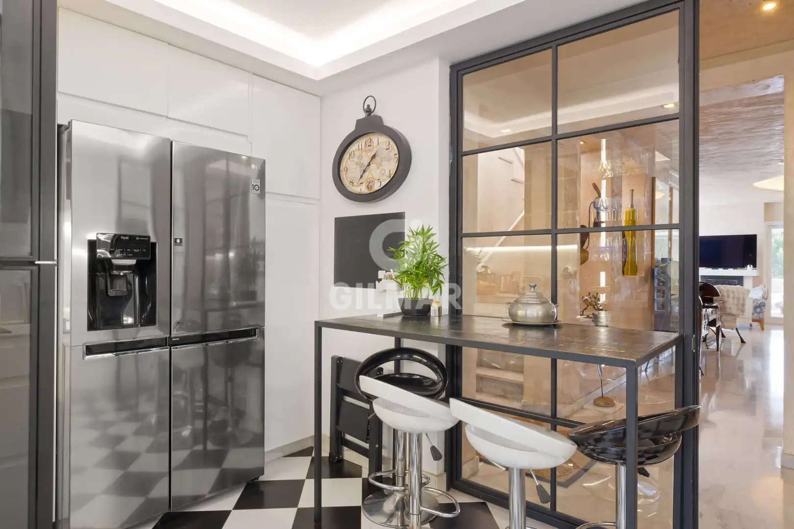 Küche von Maisonette zum Verkauf in Estepona mit Heizung, Abstellraum und Balkon