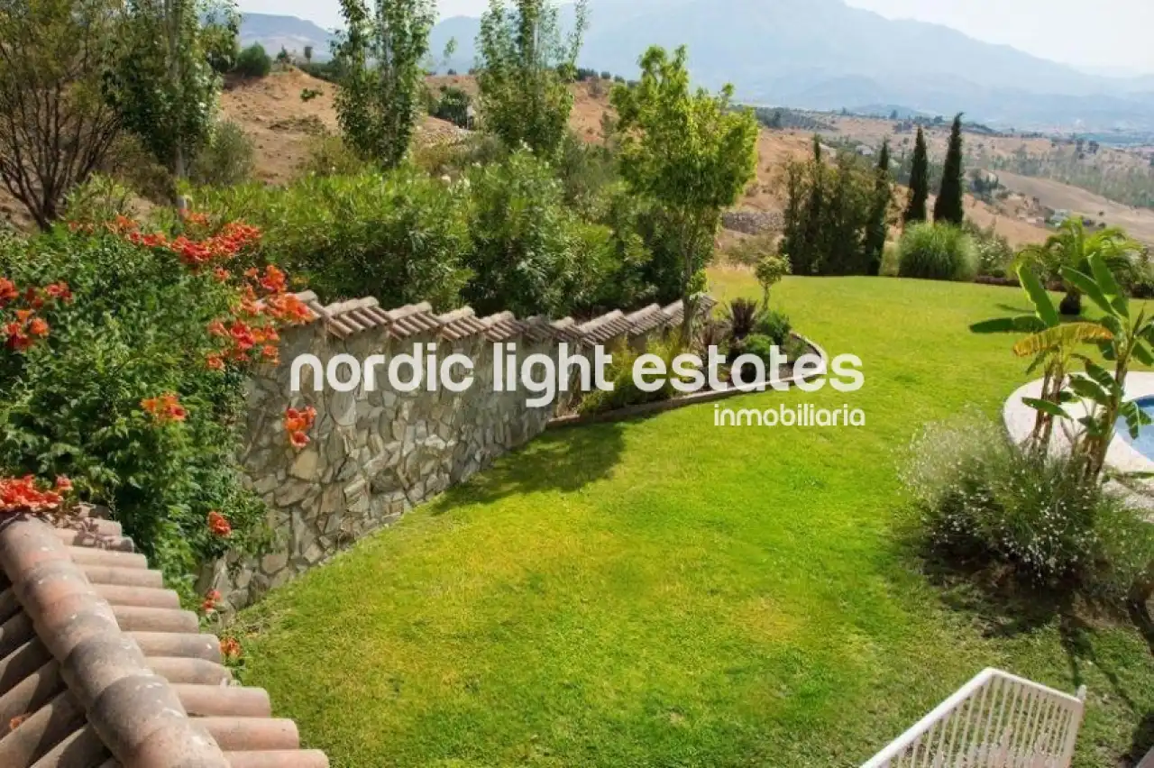 Exterior view of Houses for sale in Viñuela  with Terrace, Swimming Pool and Furnished
