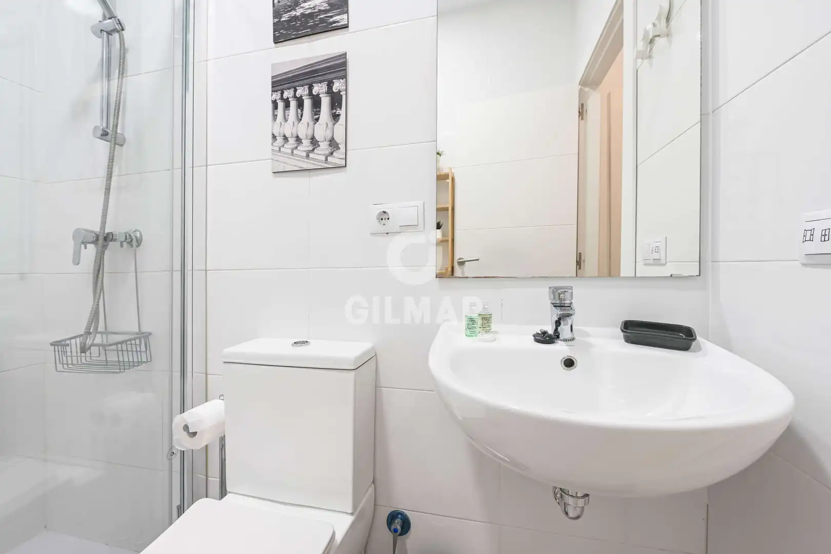 Baño de Piso en venta en Cádiz con Calefacción y Balcón