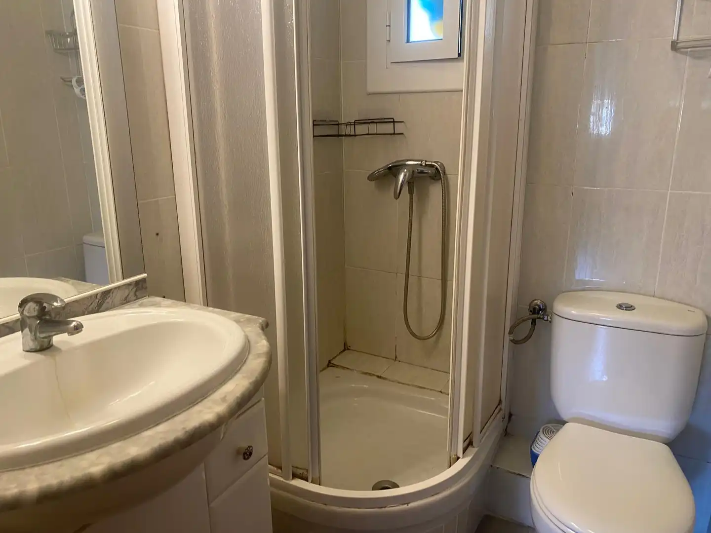 Bany de Pis en venda en L'Hospitalet de Llobregat