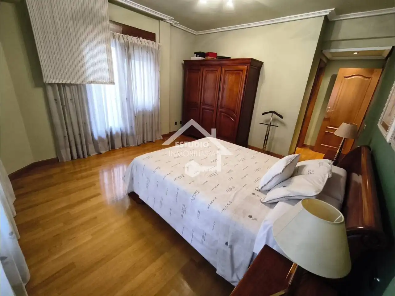 Piso con terraza en venta en Calle Belchite, imagen 90