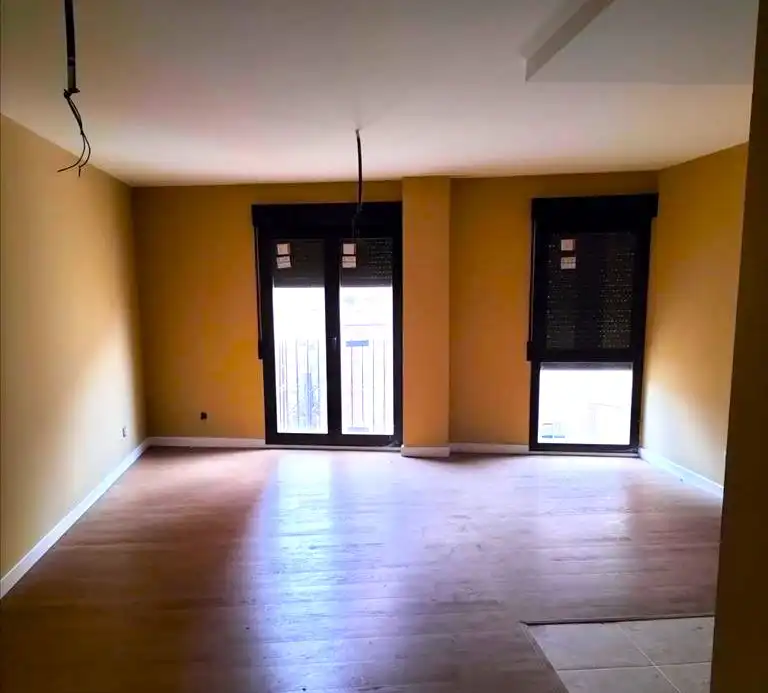 Dúplex en venta en FUNDADOR, Santurde de Rioja