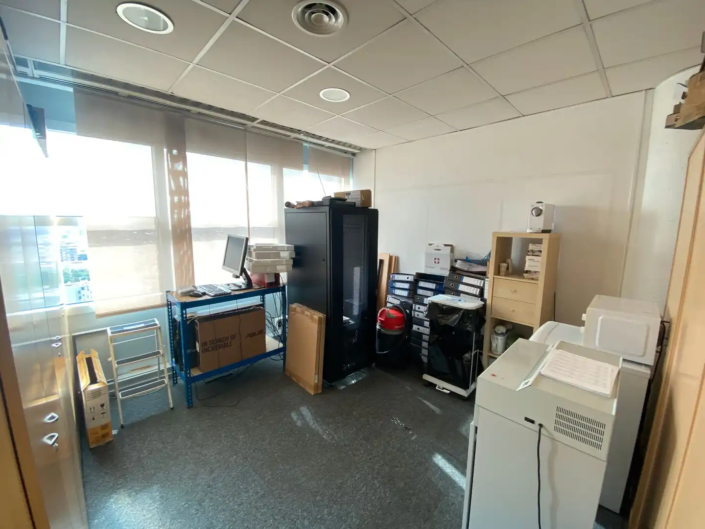 Oficina en venta en Sabadell con Calefacción