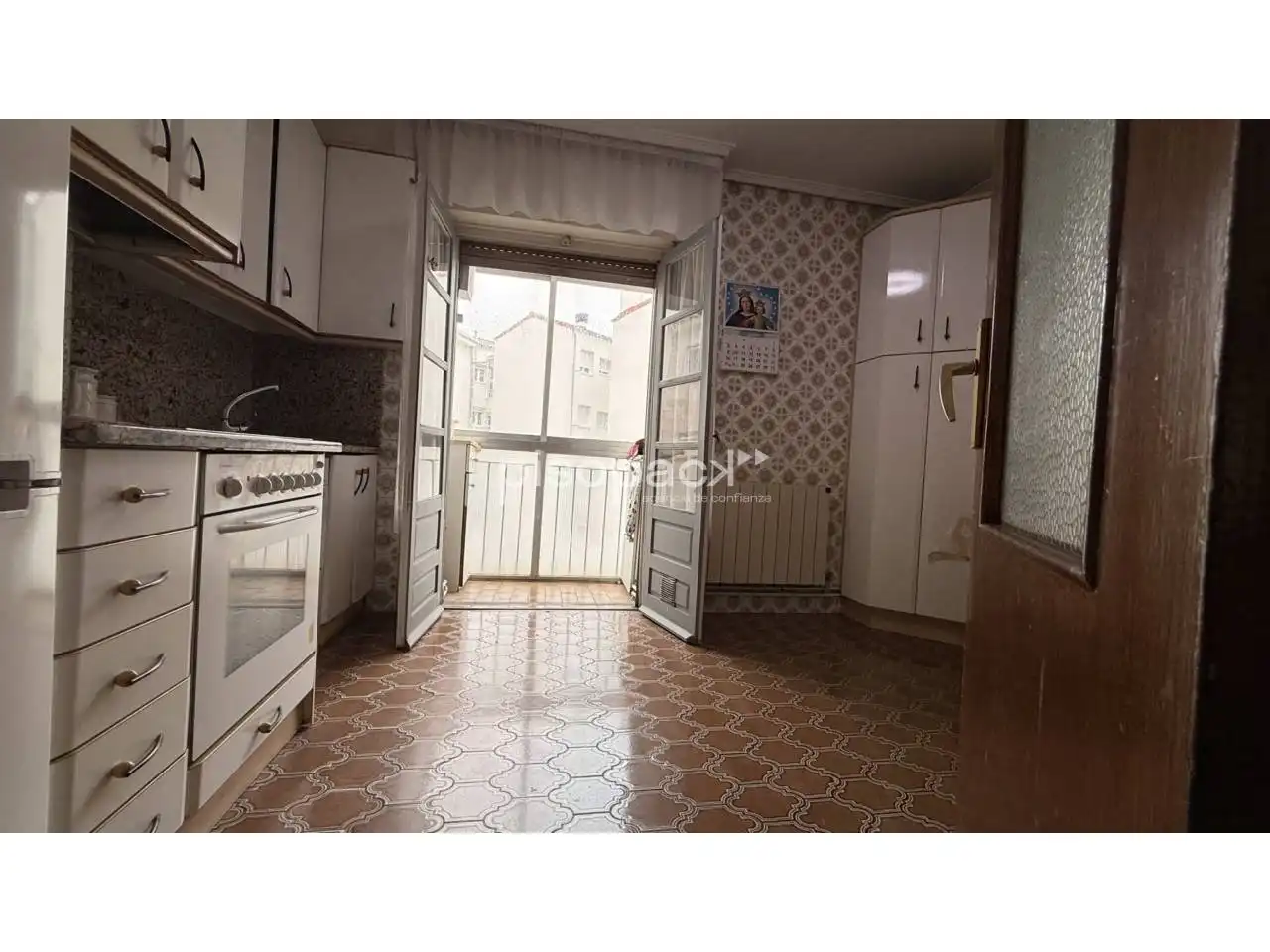 Küche von Wohnung zum Verkauf in  Pamplona / Iruña mit Heizung, Terrasse und Balkon