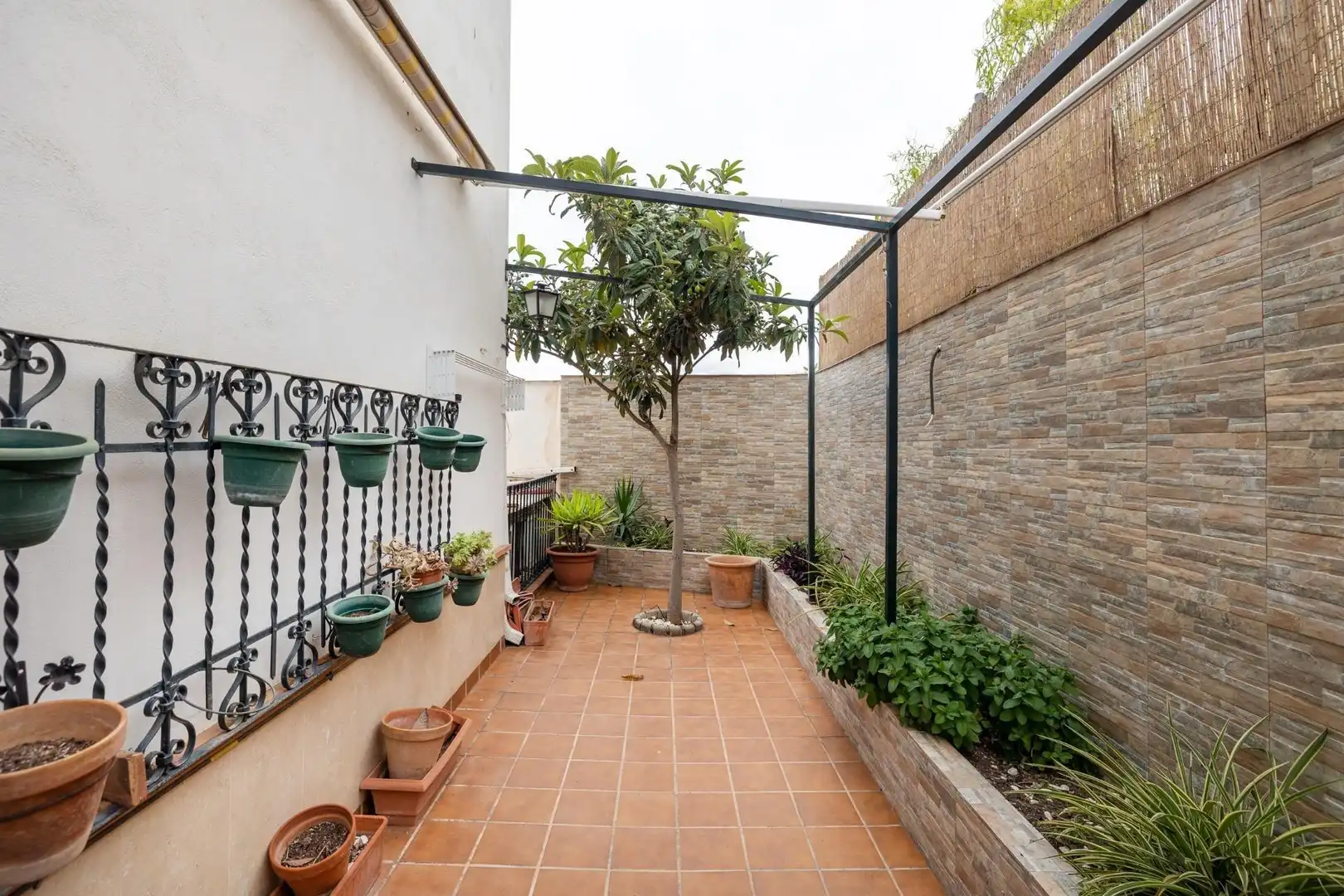 Terrace of Houses for sale in Barrio de la Vega