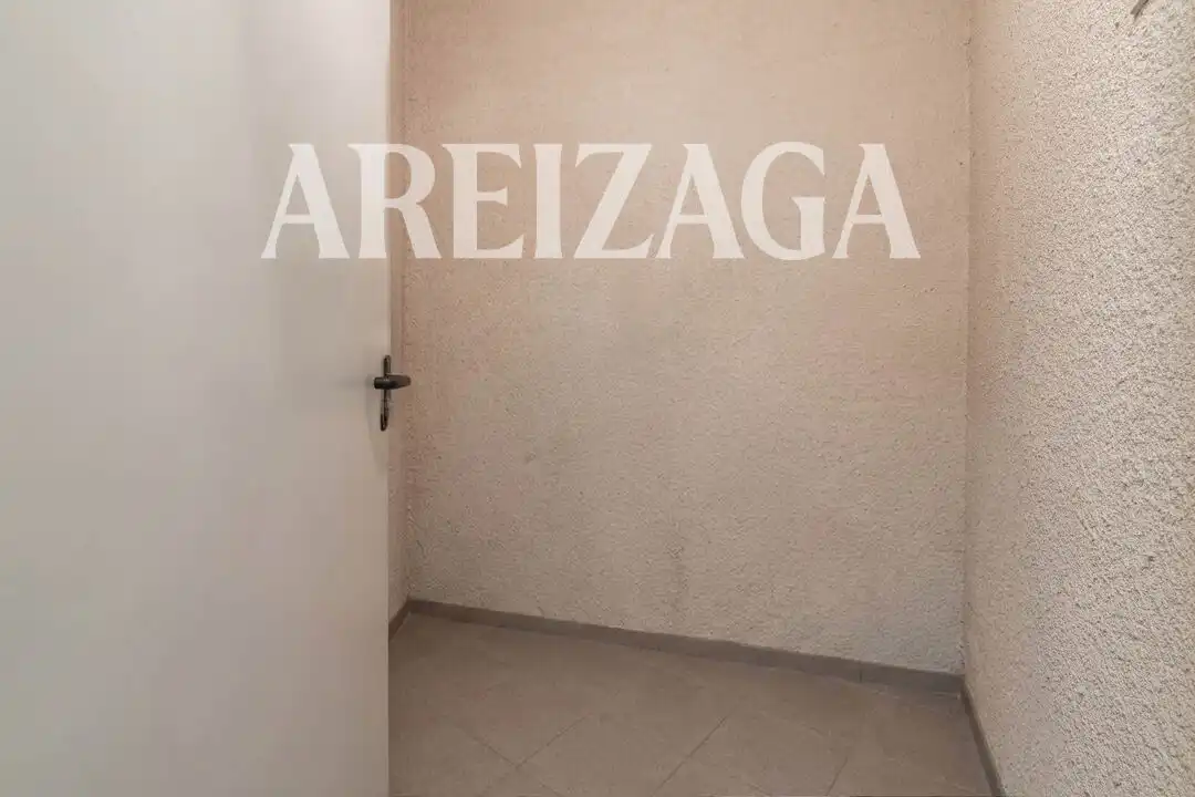 Pis en venda a Calle Sierra de Aralar, Loiola