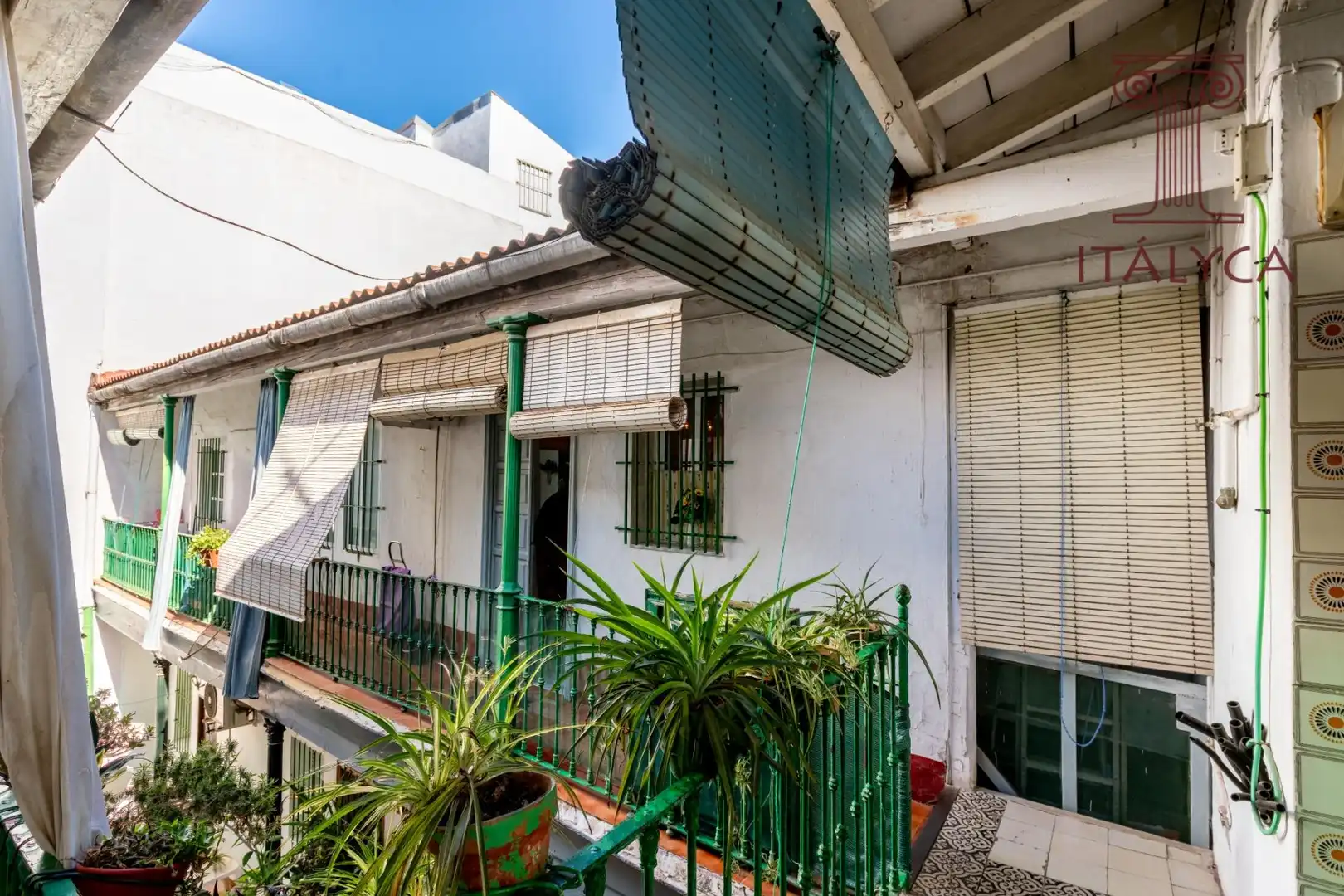 Vista exterior de Piso en venta en Sevilla con Aire acondicionado