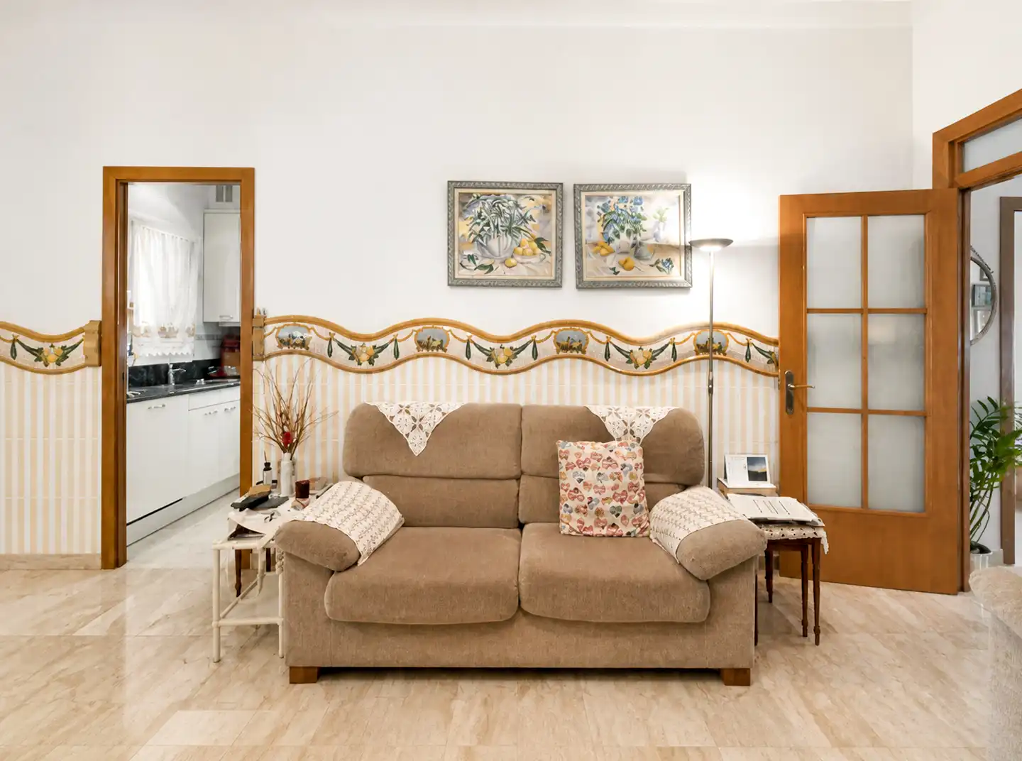 Sala d'estar de Planta baixa en venda en Barcelona amb Calefacció, Jardí privat i Terrassa