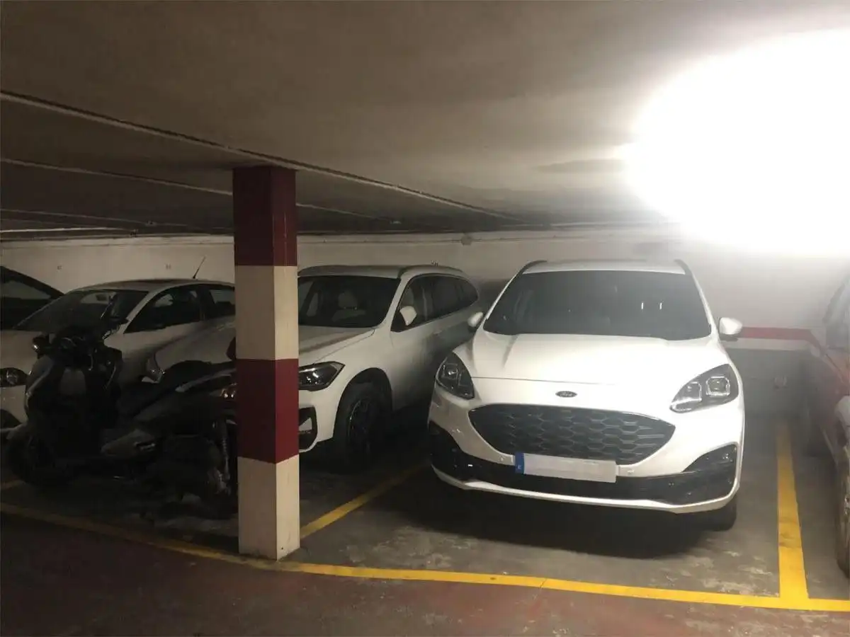 Parking de Garaje de alquiler en Valencia