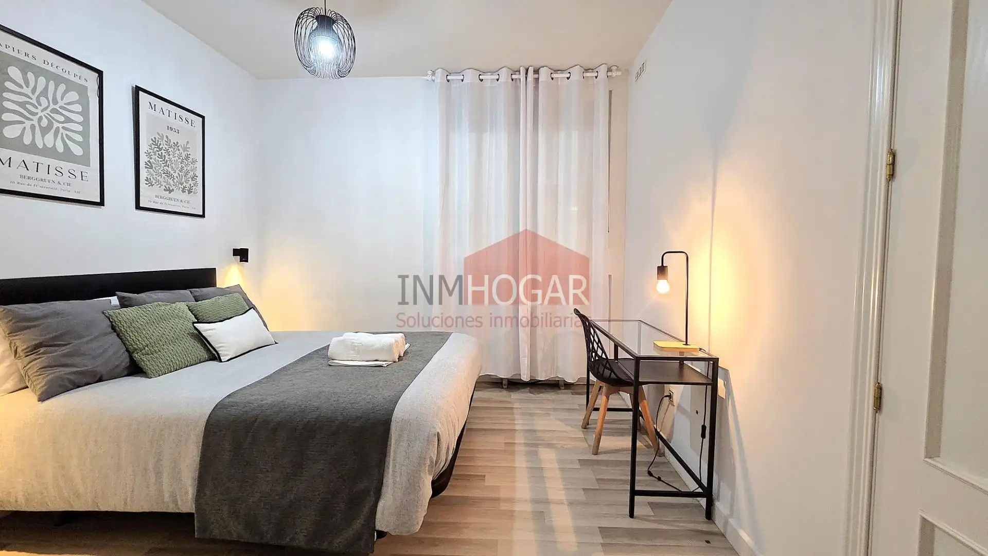 Habitación de Piso en venta en Ávila con Calefacción y Amueblado