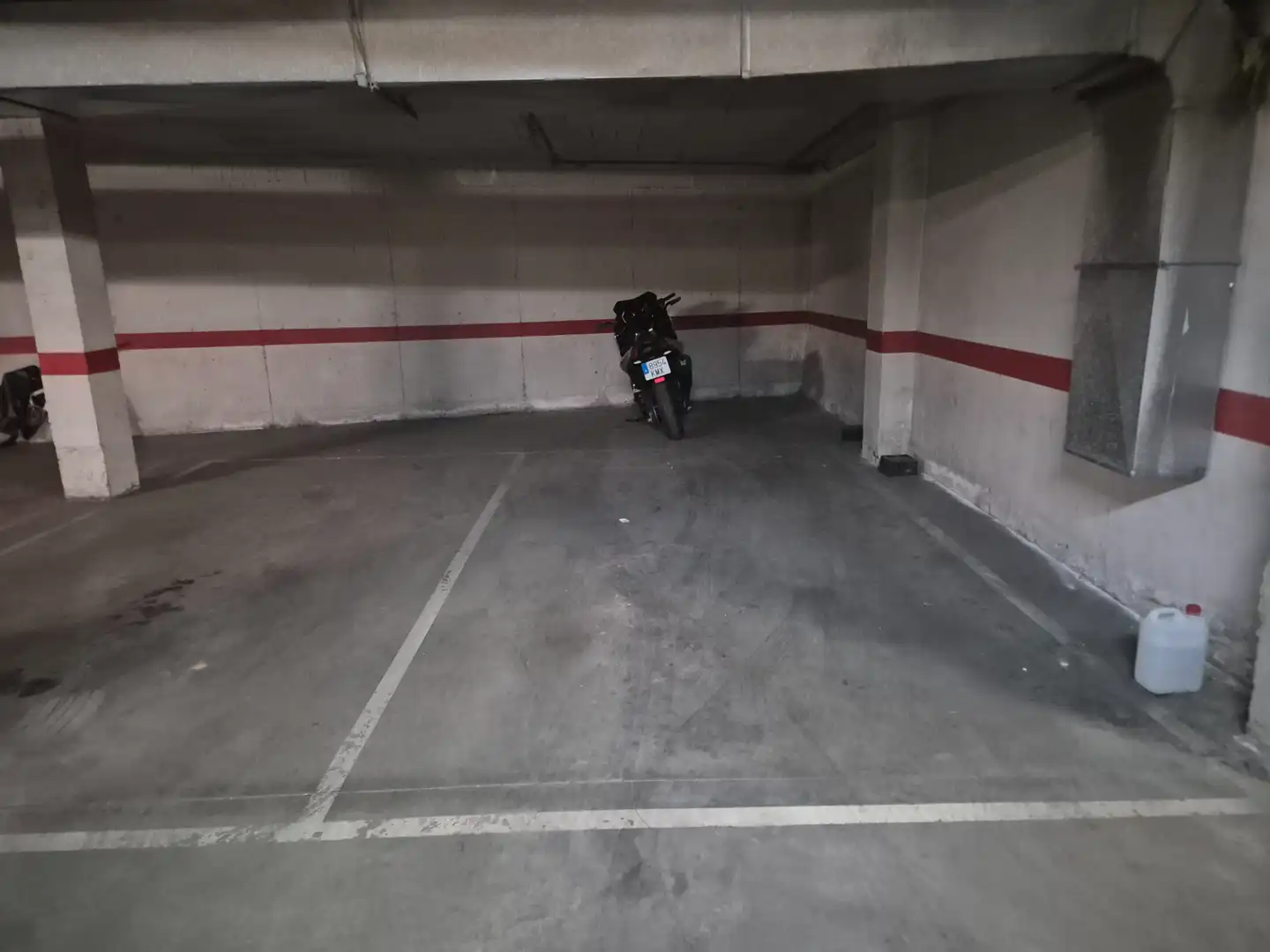 Parking de Apartamento en venta en Badajoz con Aire acondicionado, Calefacción y Amueblado