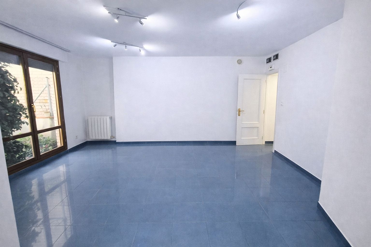 Flat for sale in  Zaragoza Capital  with Air Conditioner, Heating and Terrace