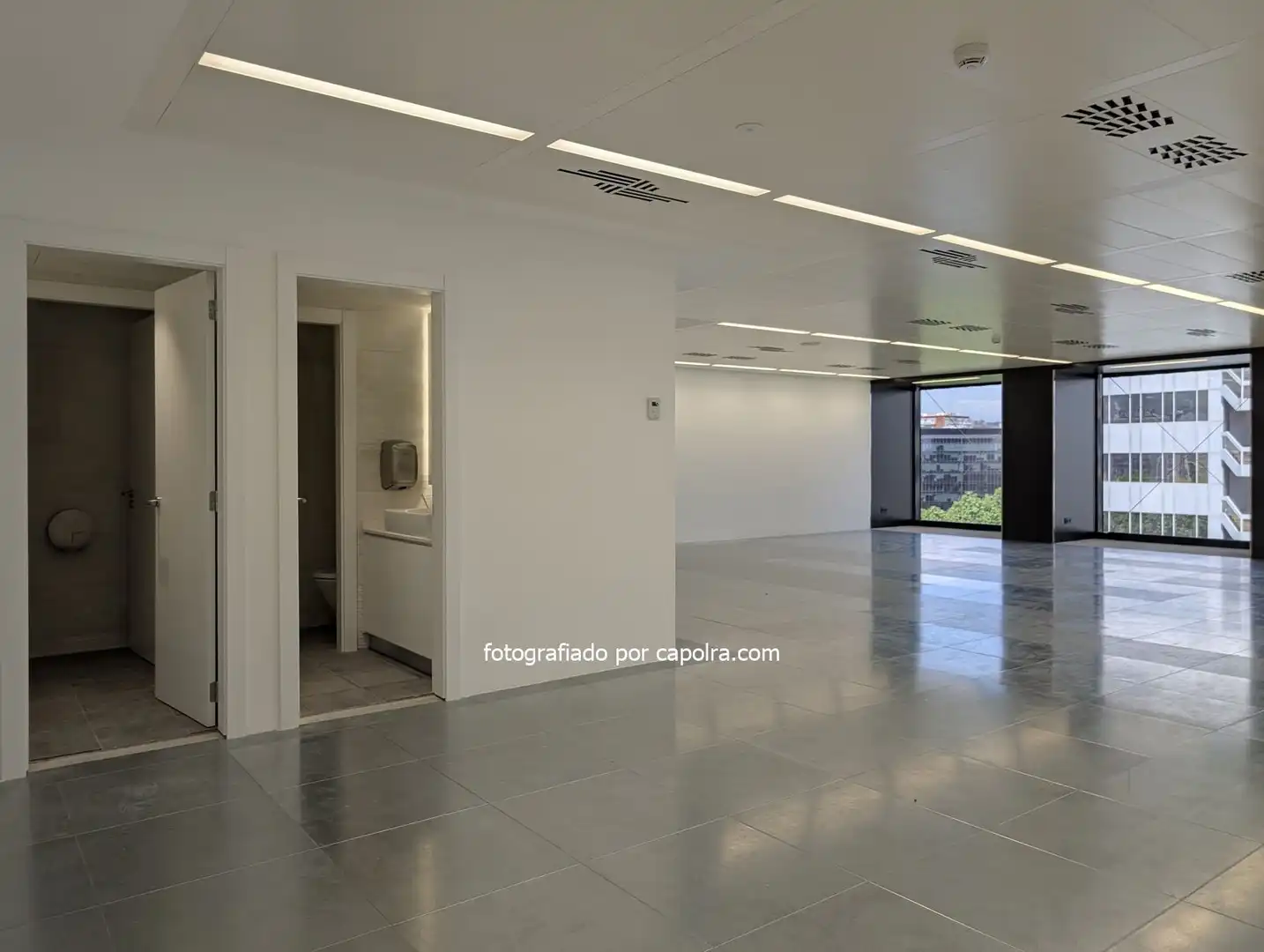 Büro zur Miete in Avenida Diagonal, Barri de les Corts