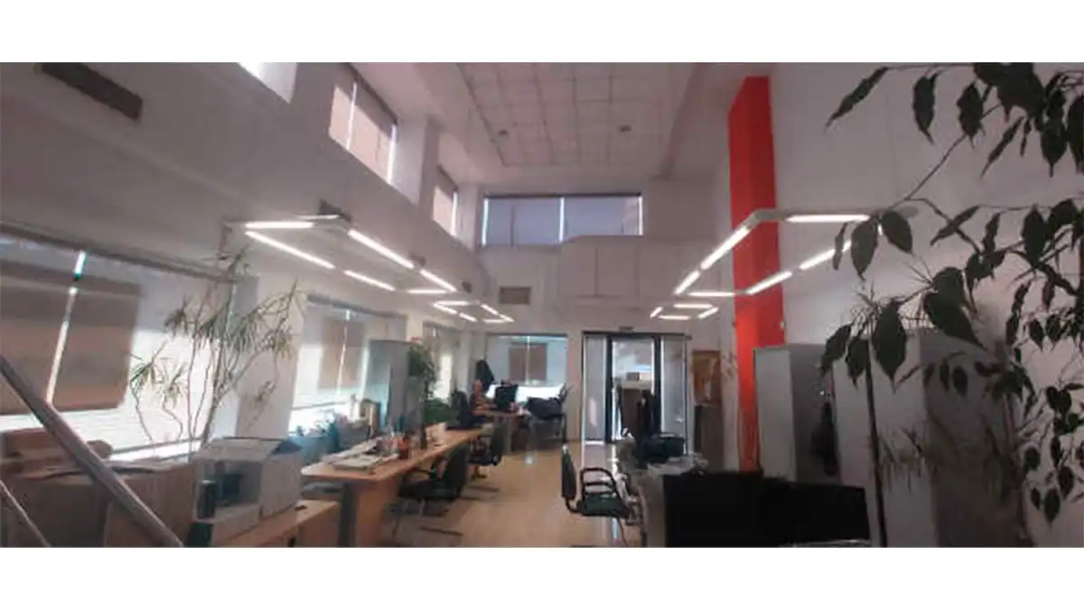 Local en venta en OSCAR ESPLÁ, 4, Ensanche - Diputación