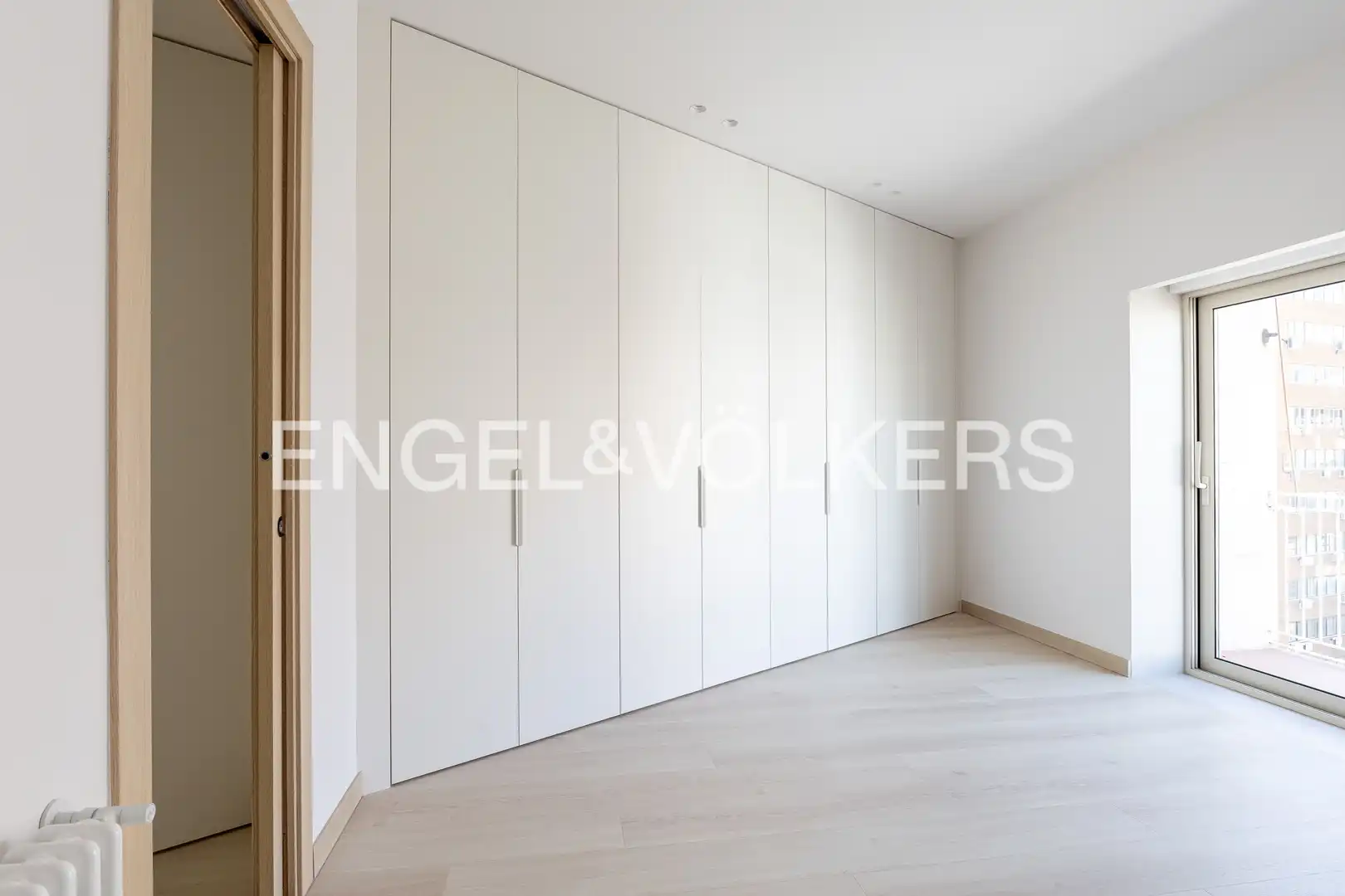Bedroom of Flat for sale in Madrid  with Air Conditioner, Heating and Terrace