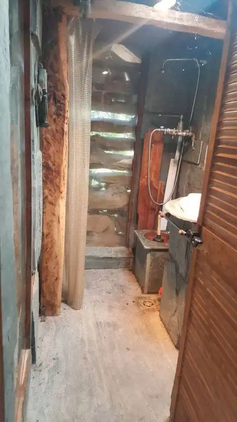 Baño de Casa o chalet en venta en Pontevedra Capital  con Calefacción, Jardín privado y Terraza