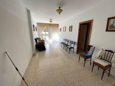 Bajo en venta en Villafranca de los Barros