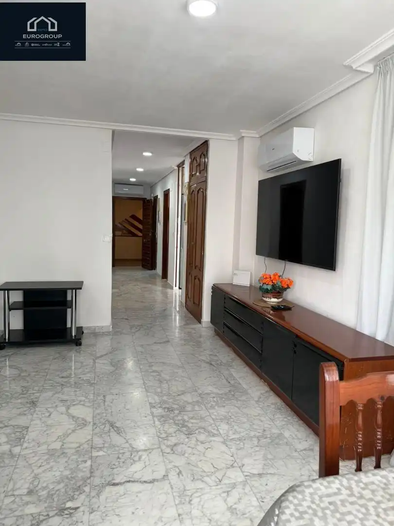 Wohnung zur Miete in Benidorm mit Klimaanlage, Möbliert und Gemeinschaftspool