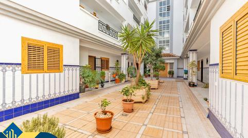 Foto 2 de Apartament en venda a Los Europeos, Alicante