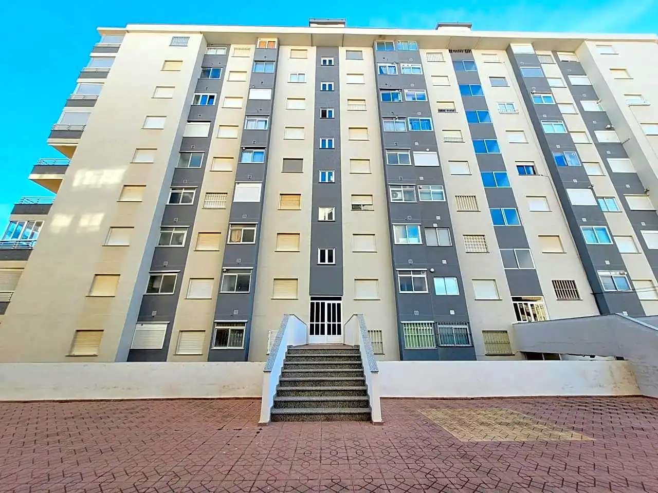 Vista exterior de Apartamento de alquiler en Miramar, Valencia