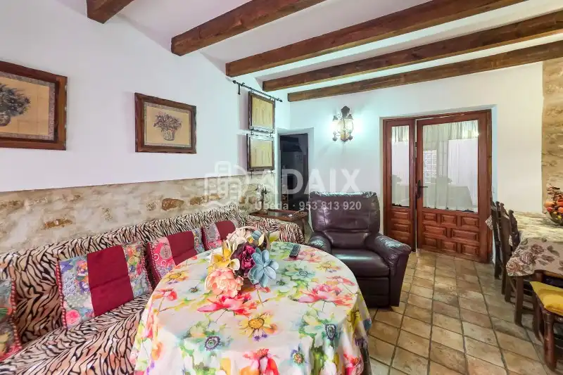 Sala de estar de Casa o chalet en venta en Úbeda con Aire acondicionado, Terraza y Trastero