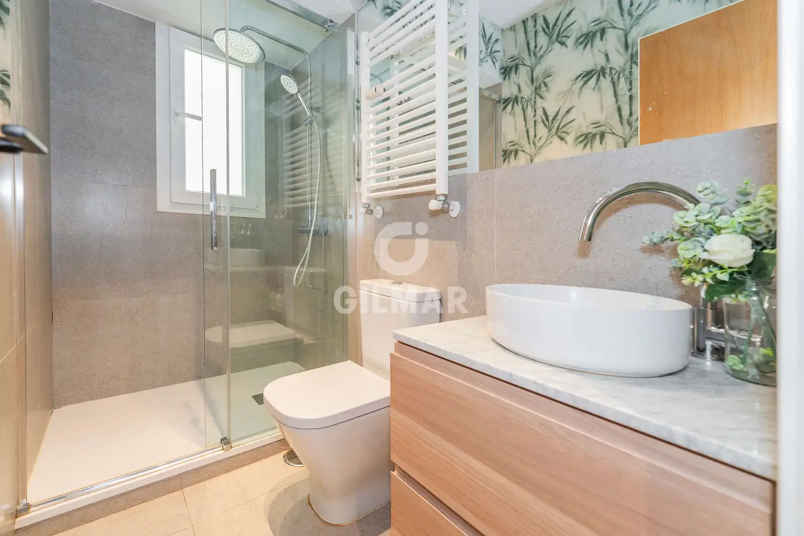 Baño de Piso en venta en Madrid con Calefacción y Amueblado