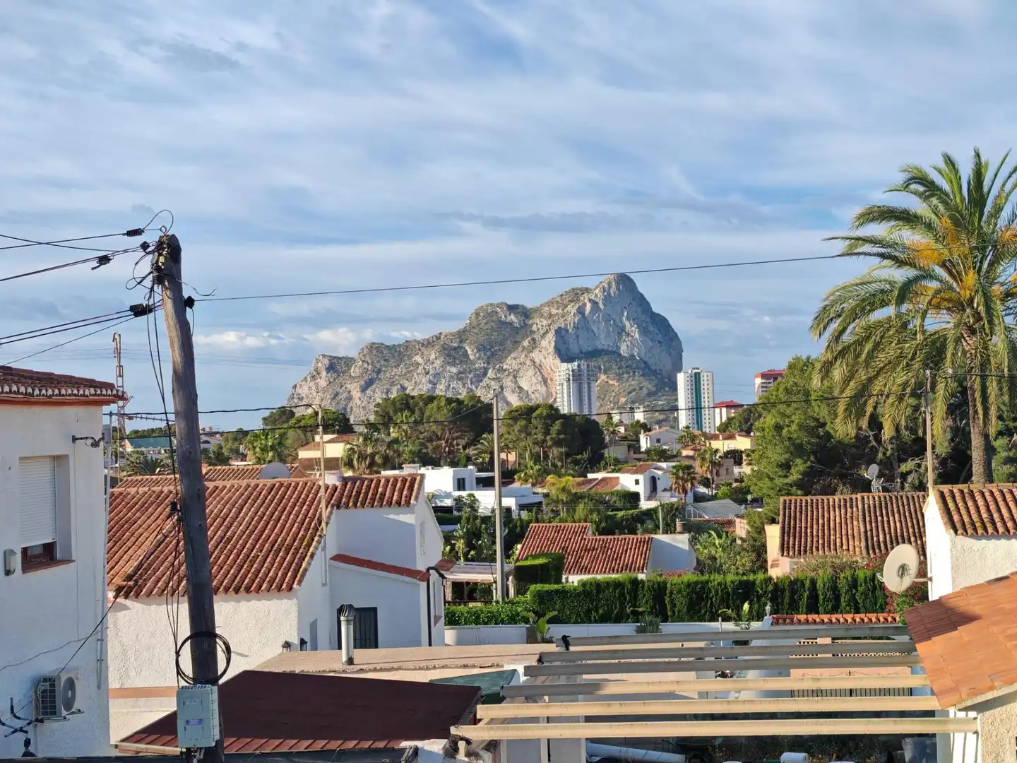 Vista exterior de Casa o xalet en venda en Calpe / Calp amb Aire condicionat, Calefacció i Jardí privat
