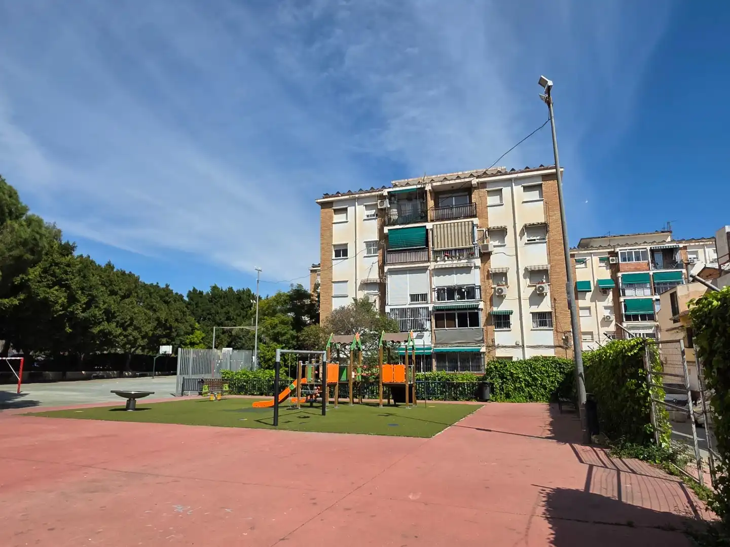 Vista exterior de Piso en venta en Málaga con Calefacción