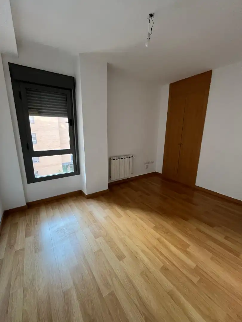 Bedroom of Flat for sale in Arganda del Rey  with Heating, Parquet flooring and Storage room