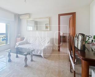 Sala d'estar de Pis en venda en  Madrid Capital amb Aire condicionat, Calefacció i Terrassa
