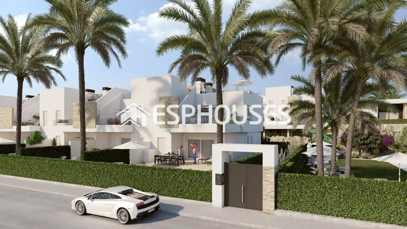 Bungalow con terraza en venta en Algorfa
