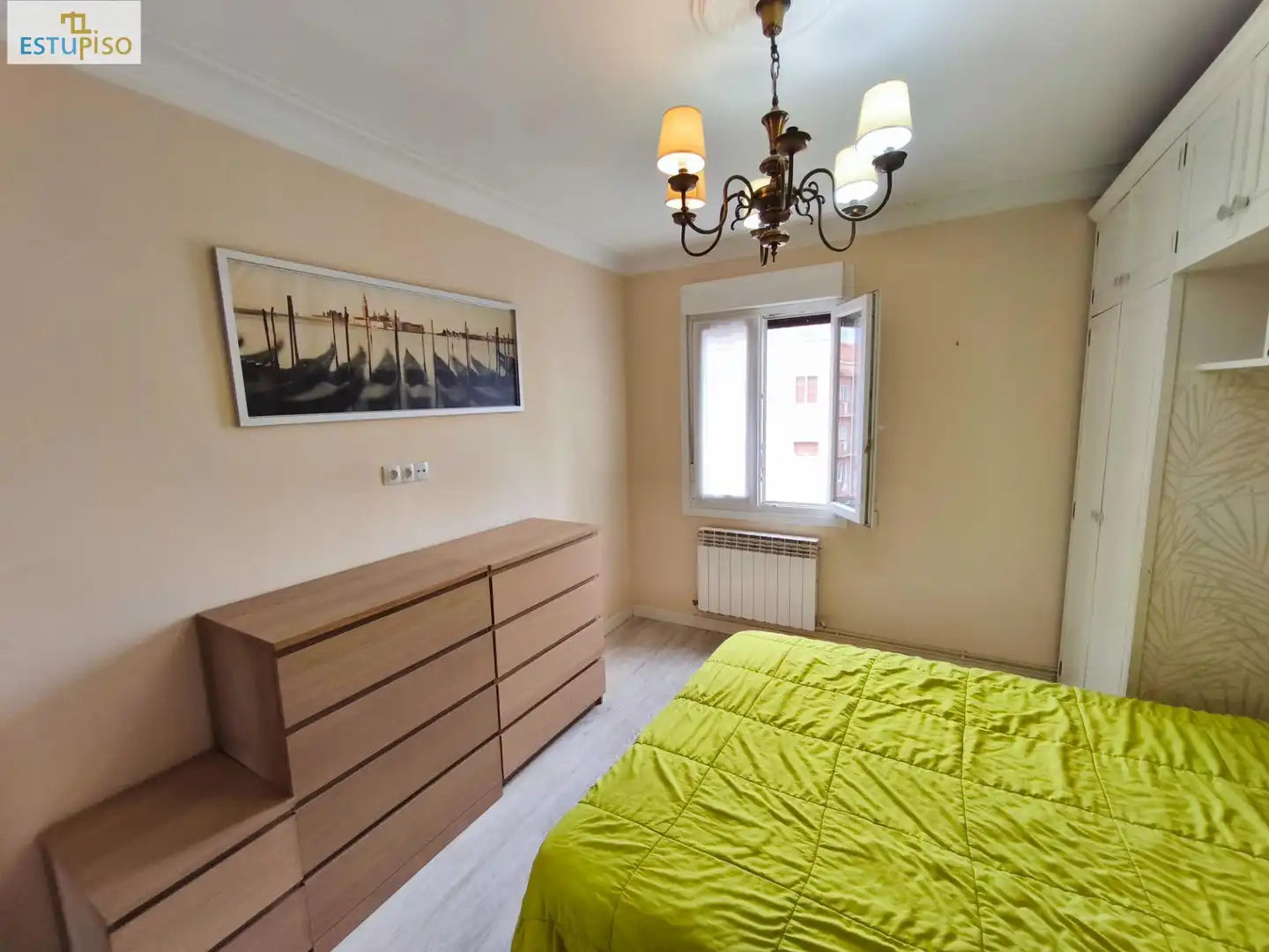 Bedroom of Flat for sale in Vitoria - Gasteiz  with Heating, Storage room and Furnished