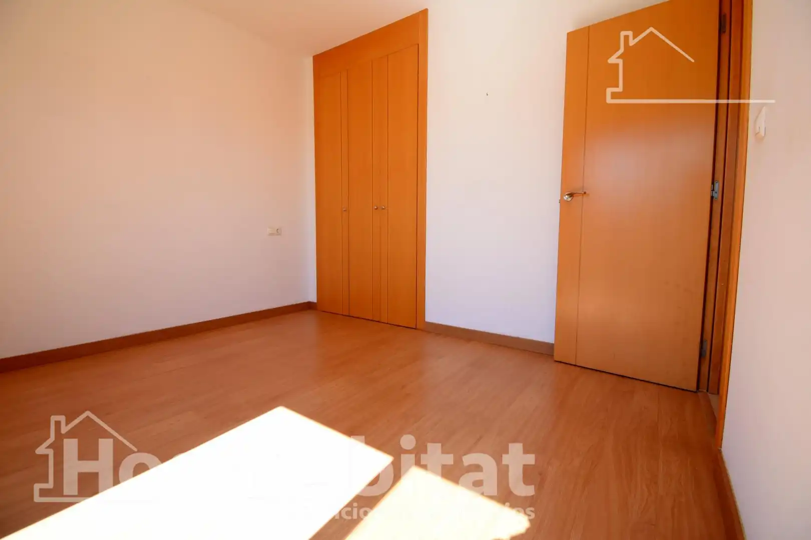 Bedroom of Attic for sale in Pedreguer  with Air Conditioner, Parquet flooring and Terrace