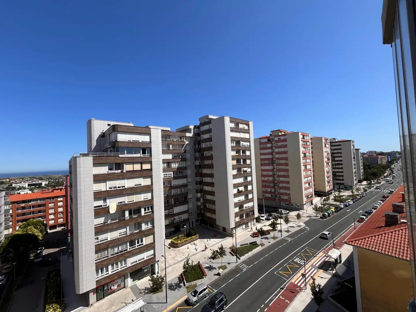 Vista exterior de Pis de lloguer en Santander amb Calefacció, Terrassa i Traster