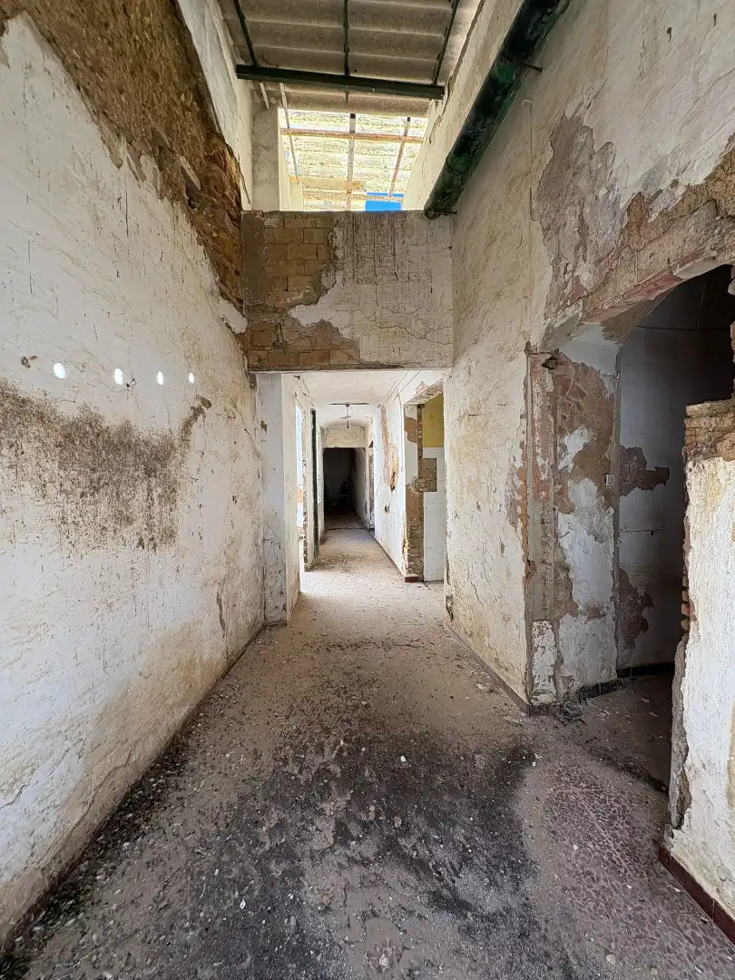 Casa adosada en venta en Carmona con Terraza