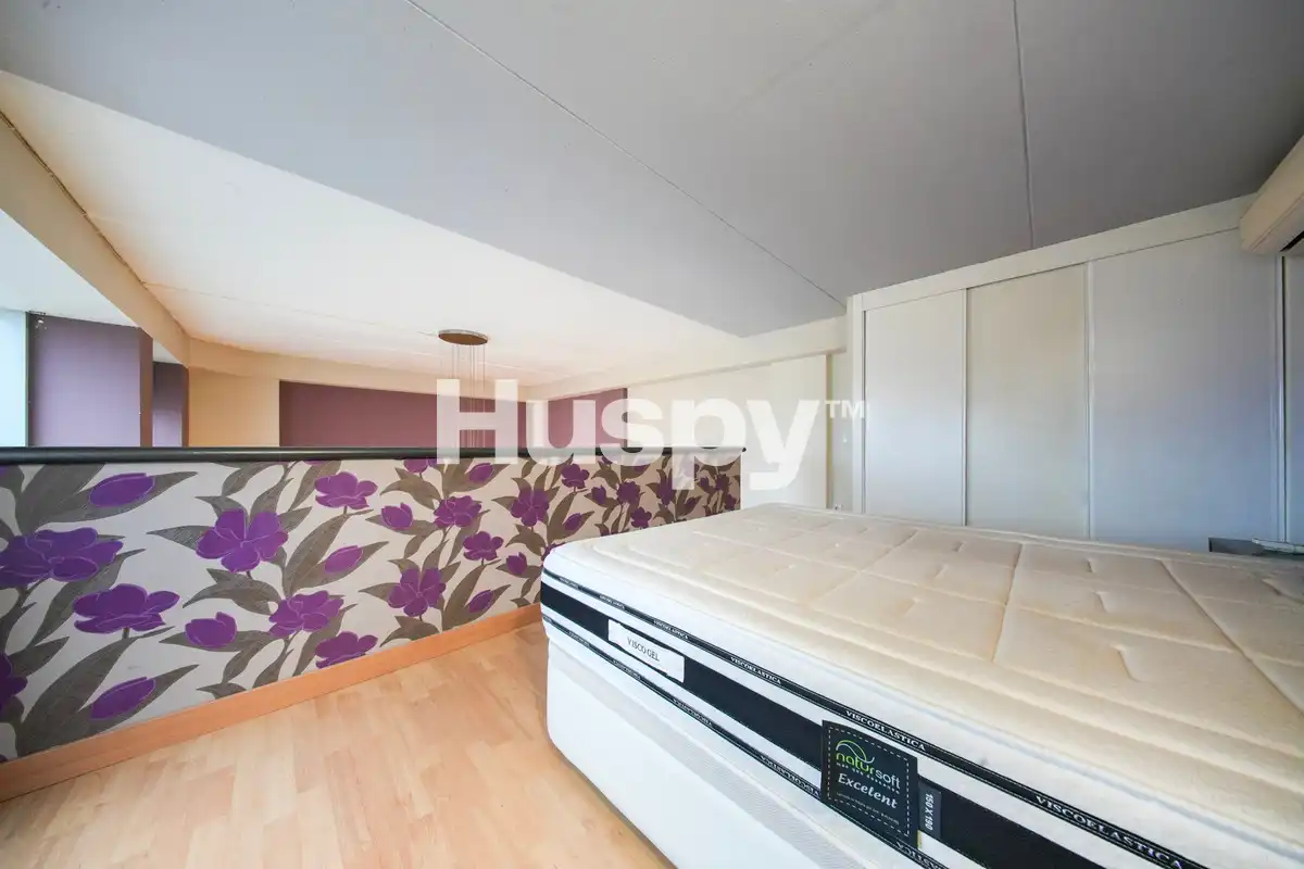 Schlafzimmer von Loft zum Verkauf in Centro
