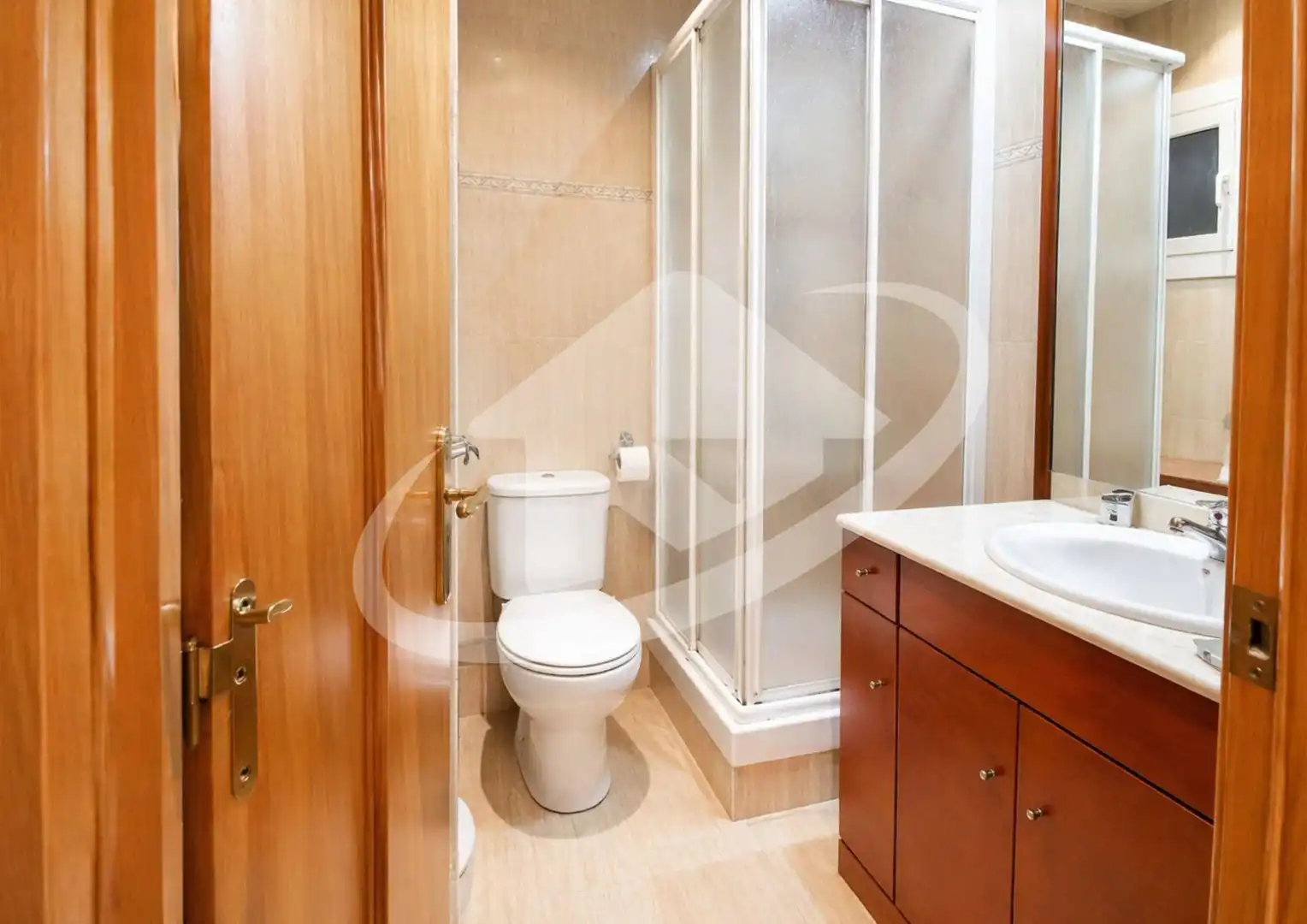 Baño de Piso en venta en Sabadell con Aire acondicionado, Calefacción y Parquet