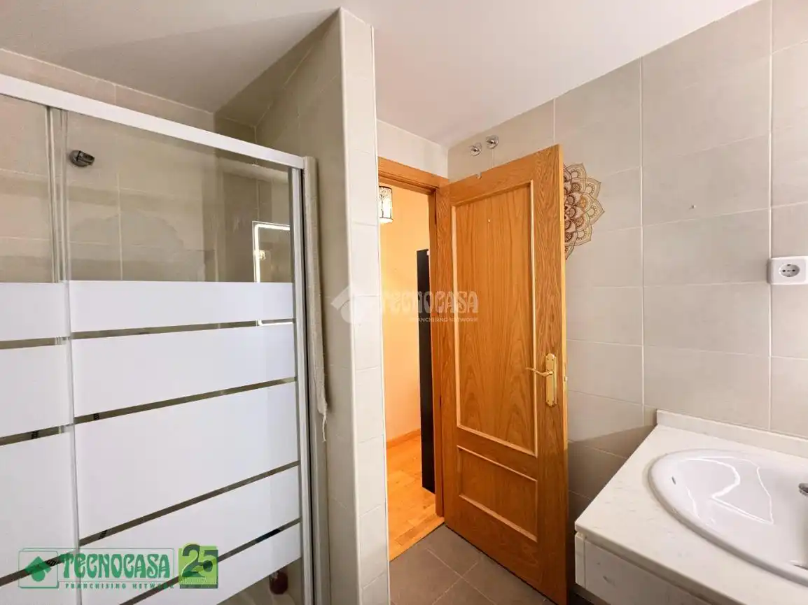 Baño de Piso en venta en Ocaña con Calefacción