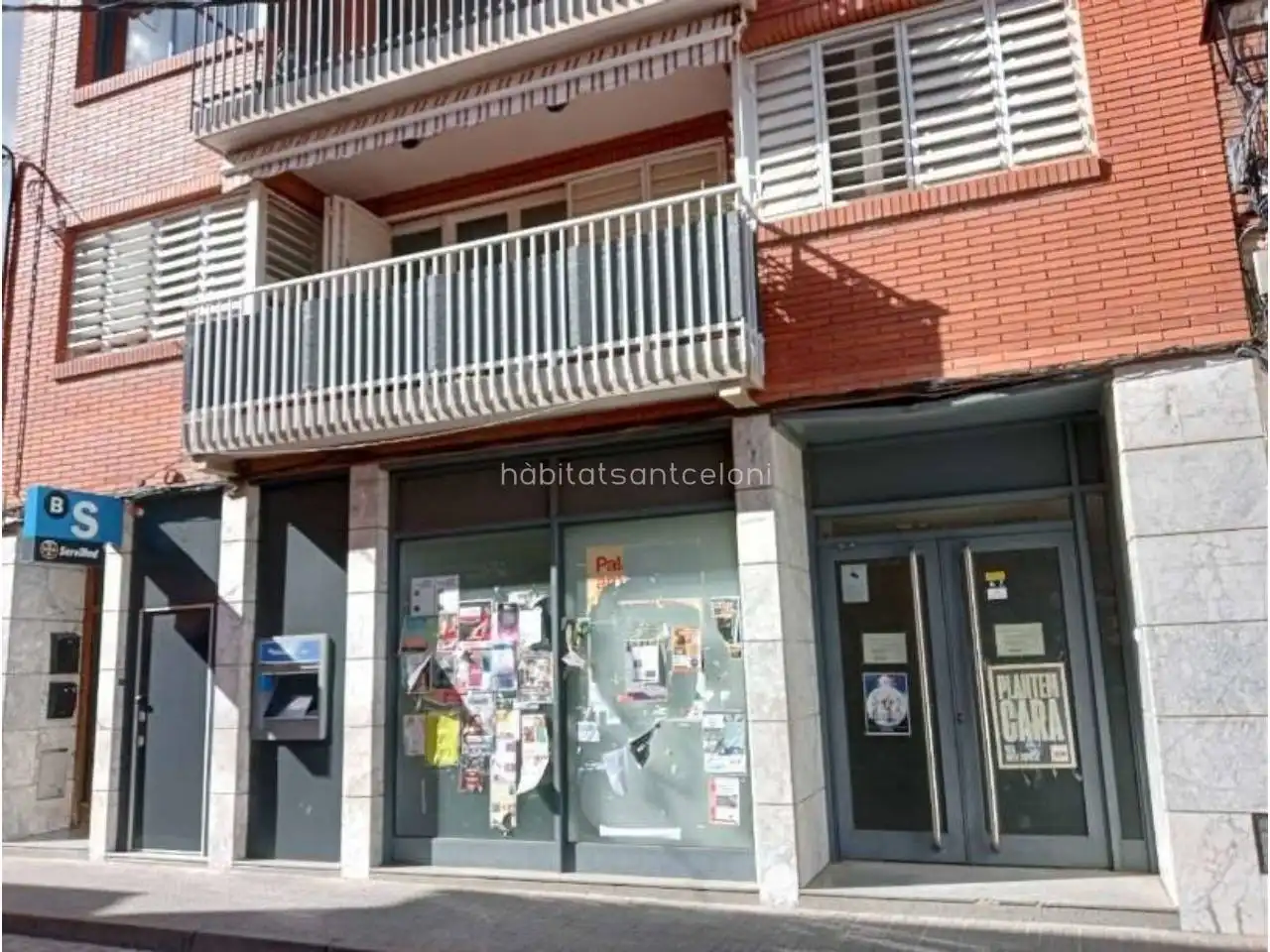 Local comercial de lloguer a Calle SANT PROGET 7