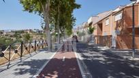 Vista exterior de Casa o xalet en venda en  Jaén Capital amb Terrassa