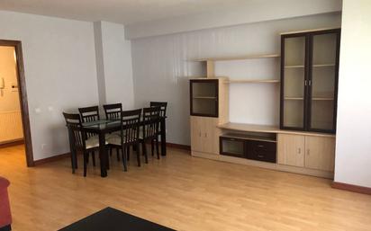 Living room of Flat for sale in Valladolid Capital  with Terrace