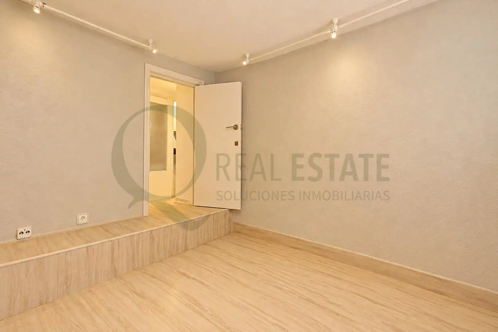 Schlafzimmer von Haus oder Chalet zum Verkauf in Alicante / Alacant mit Klimaanlage, Heizung und Privatgarten