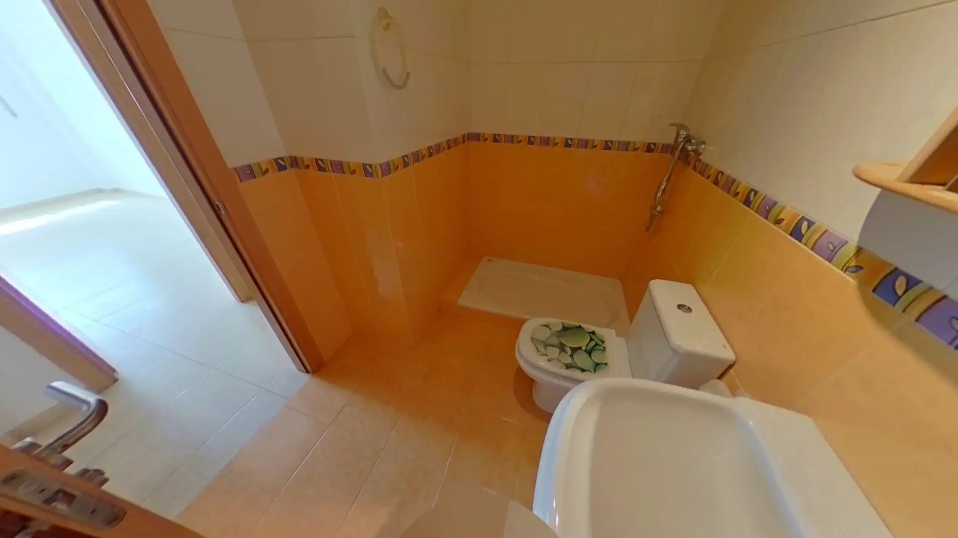 Bathroom of Duplexes for sale in Torrelles de Foix  with Terrace, Storage room and Balcony