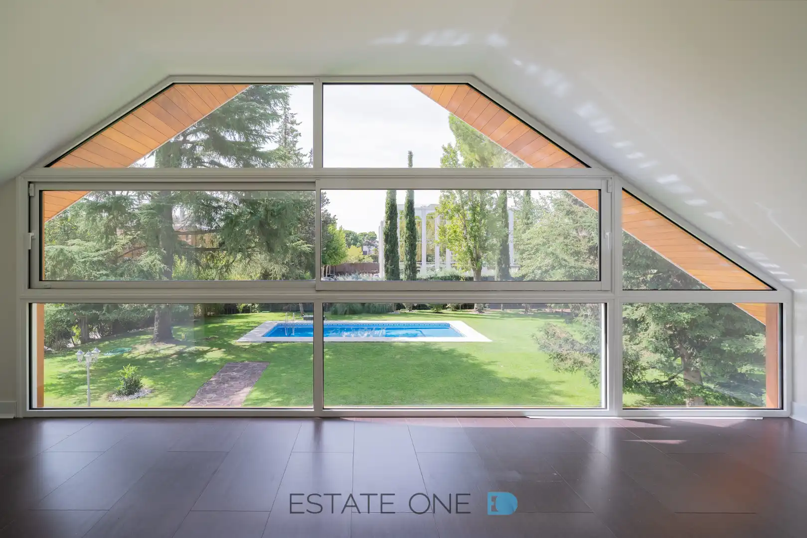 Terraza de Casa o chalet de alquiler en Madrid con Aire acondicionado, Calefacción y Jardín privado