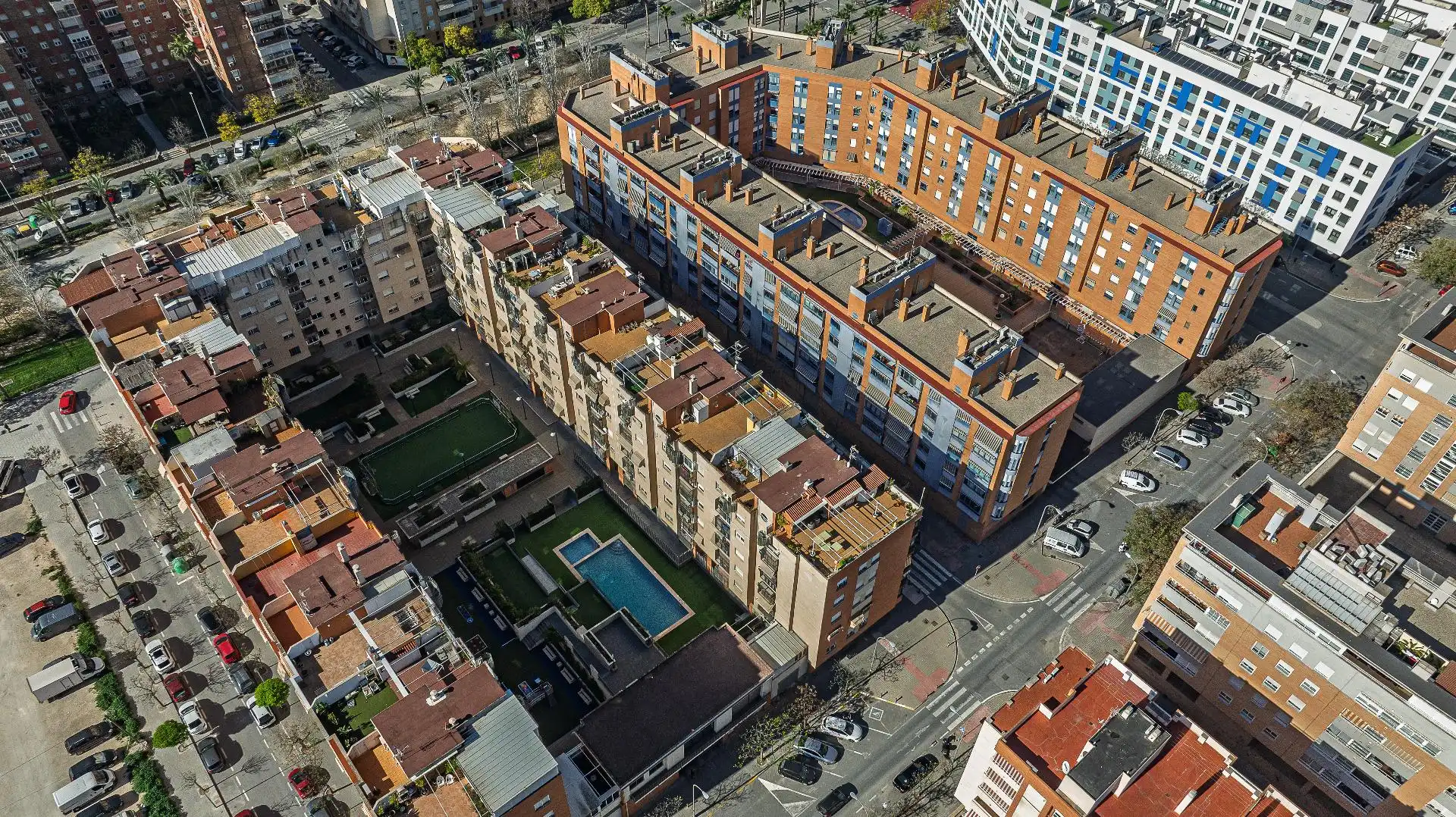 Vista exterior de Ático en venta en Alicante / Alacant con Calefacción, Jardín privado y Terraza